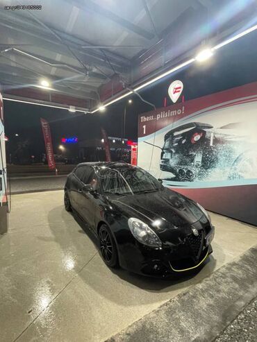 Sale cars: Alfa Romeo Giulietta: 1.4 l | 2012 year | 158000 km. Hatchback