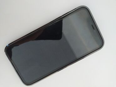 айфон х битый: IPhone 11, Б/у, 128 ГБ, Jet Black, Защитное стекло, Чехол, 94 %
