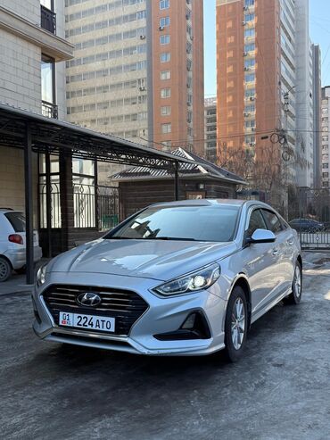 Hyundai: Hyundai Sonata: 2018 г., 2 л, Типтроник, Газ, Седан