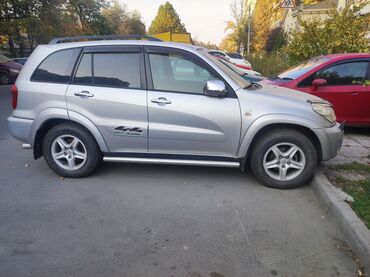 скутер с крышей: Toyota RAV4: 2003 г., 2 л, Автомат, Бензин, Кроссовер