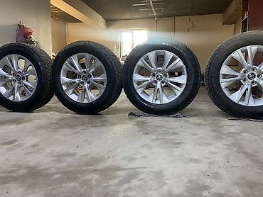 Шиналар жана дисктер: Дөңгөлөктөр монтажда 245 / 60 / R 18, Кыш, Колдонулган, Комплект, Жеңил унаалар, Куйма, тешиктери - 4 — 5