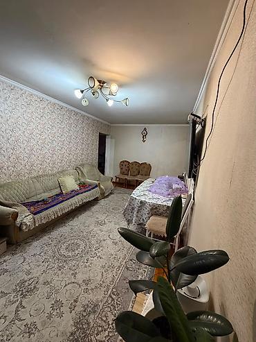 Продажа квартир: 3 комнаты, 58 м², Кудайберген авторынок 104 серия, 3 этаж, Косметический ремонт — 2
