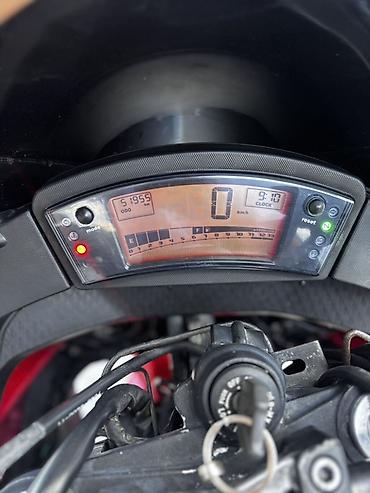 650: Спортивный мотоцикл Kawasaki Ninja (серия 650R/ER-6f), цвет бордовый — 6