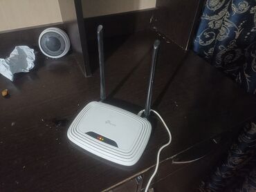 tp link tl mr3420 router wifi: WiFi роутер домашний. бу все работает. в комплекте кабель питания