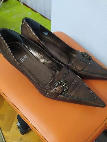 Туфли: Продаю туфли,в хорошем состоянии, производство Испания, размеры 38- — 8