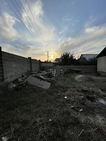 Дома: 🏡 Срочная продажа дома в ж/м Ала-Тоо-3! 🔥 🛏 4 комнаты 📐 Площадь дома — 8