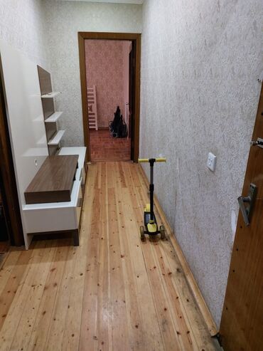 Köhnə tikili: * Mənzil 2 otaqdan 3 otağa artırılıb, mətbəx eyvana keçirilib, orta — 8