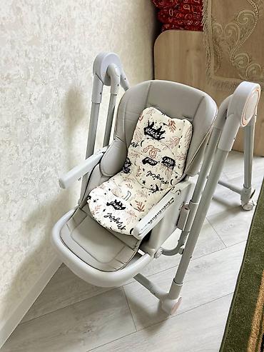 звёзды: Стульчик для кормления, Новый, Пластик, цвет - Серый — 1