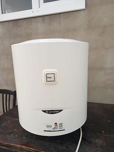 vakumlu utu masası: Ariston elektrik su qızdırıcısı (boiler) 50 litir super vezyetdedir — 1