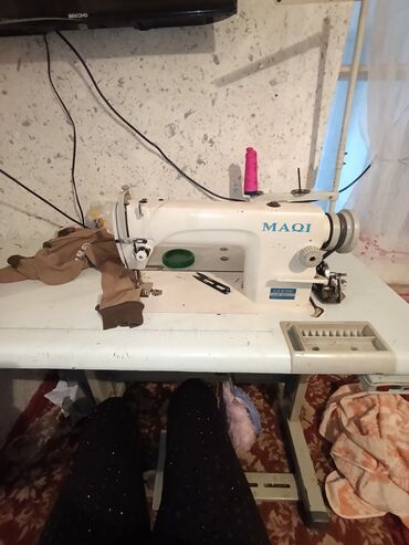 machine: Швейная машина Machine, Полуавтомат