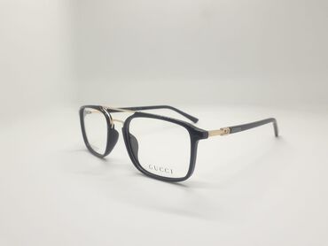 Eynəklər: Her nov optik eyneklerin sifarisi — 28