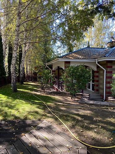 греди: 3 комнаты, 122 м², 6 соток, Бишкек, Собственник — 1