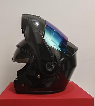 moto r15: Motosiklet dəbilqəsi, 2-ci şəkildəki açılıb-bağlanan mat Qara model — 6