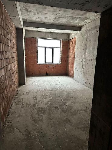 Yeni tikili: Satılır 5 otaqlı yeni tikili 296 m², 28 May m. Kateqoriya Yeni tikili — 5