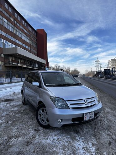 Toyota: Toyota ist: 2002 г., 1.5 л, Автомат, Бензин, Хэтчбэк