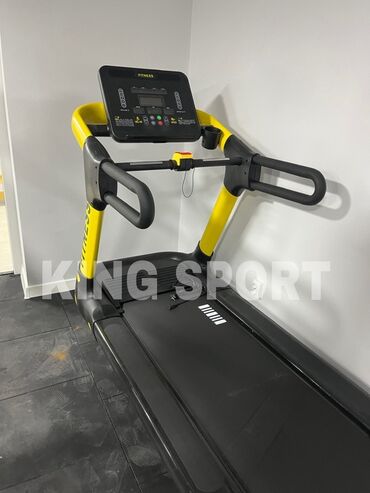 магнит для беговой дорожки: Беговая дорожка Fitness с электронным дисплеем, отображающим параметры