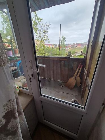 Mənzillərin satışı: Bakı, Bakıxanov qəs., 3 otaqlı, Köhnə tikili, 50 kv. m — 8