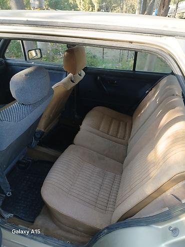 Volkswagen: Volkswagen Golf: 1988 г., 1.6 л, Механика, Бензин, Хэтчбэк — 3