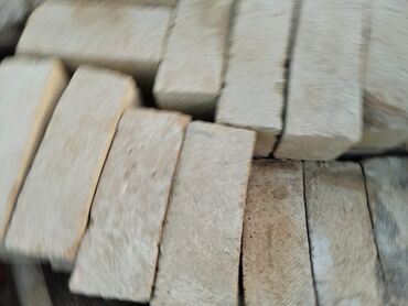 Lyuk qapaqları: Məhsul: (daş hasar/blok) Qiymət 65qep əlaqə üçün 0503445411 Təsvir