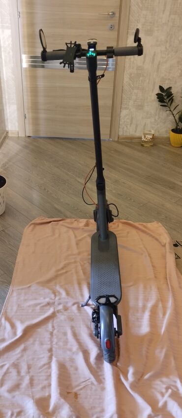 куплю конденсаторы км дорого: Elektron skuter çox qəşəngdir 35 ilə gedir 40 km məsafə gedə bilir