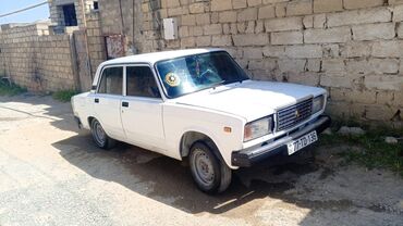 запчасти на гольф 3: VAZ (LADA) 2107: 1.5 l | 2007 il 125452 km Sedan