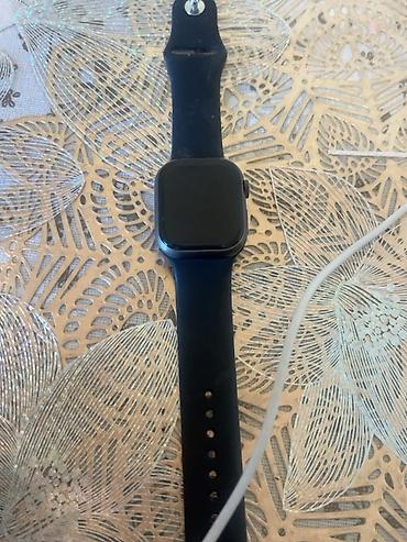 Pixel Watch: Смарт-часы в квадратном корпусе с сенсорным экраном и боковой — 1