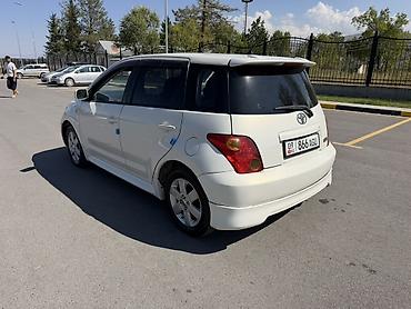 грузовик с холодильником: Toyota Ist: 2002 г., 1.5 л, Автомат, Бензин, Хэтчбэк — 8