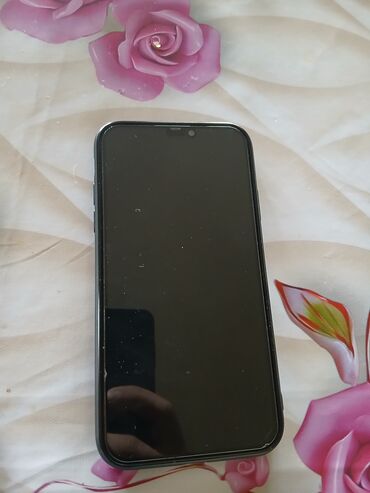 Apple iPhone: IPhone 11, 64 GB, Ağ