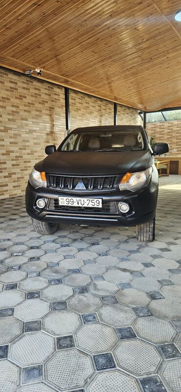 Mitsubishi: Mitsubishi L200: 2.5 l | 2017 il 205000 km Pikap — 11