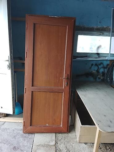 Plastik qapı 2×80 olcu 100 azn unvan ramanı Guler2 kod7414Taxta
