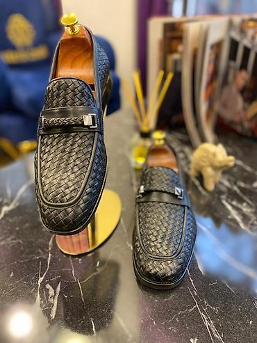 sve od koze: Məhsul: Kişi loafer ayaqqabıları - Rəng: Qara - Üst material: Toxunma — 1