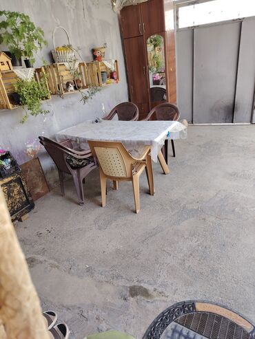 Bakı, Suraxanı, 3 otaqlı, Köhnə tikili, m. Koroğlu, 80 kv. m