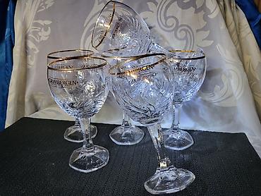 Case nove vintaz orig.Grimbergen za pivo kristalno staklo. Case nove