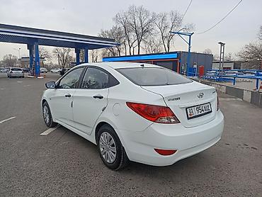 Hyundai: Hyundai Accent: 2012 г. — 5