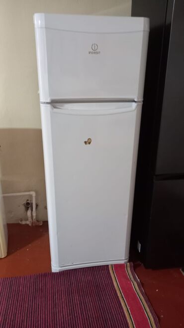 iphone 8 barter var: İşlənmiş 2 qapılı Soyuducu Satılır, rəng - Ağ
