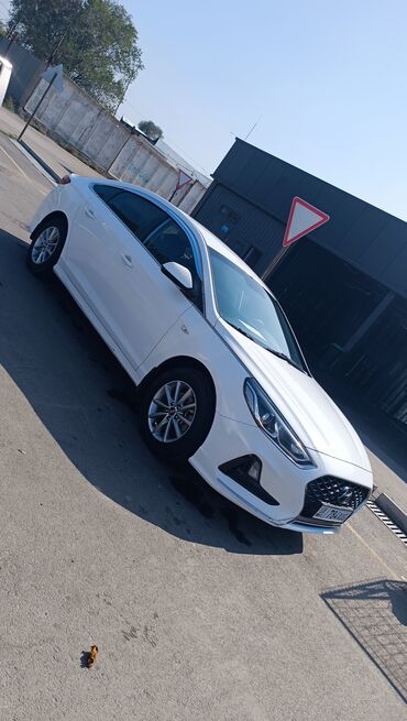 авто гаражное хранение: Hyundai Sonata: 2020 г., Автомат, Бензин, Седан