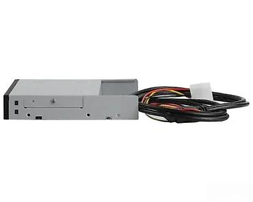 Ostali kompjuterski delovi: Chieftec interní front panel/card reader 3.5" – model s USB i čitačem — 4