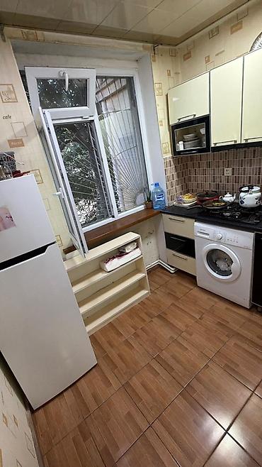 Недвижимость: Diqqət! 1 nəfər otaq yoldaşı xanım axtarılır. evde ana və 9 yaşlı — 3