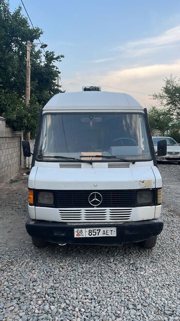 купить мерседес спринтер в европе: Mercedes-Benz : 1990 г., 2.3 л, Механика, Дизель, Бус