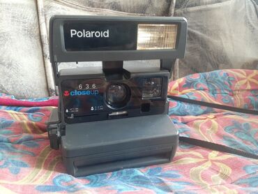polaroid onestep instant camera in Кыргызстан | ФОТОАППАРАТЫ: Продаю фотоаппарат Polaroid