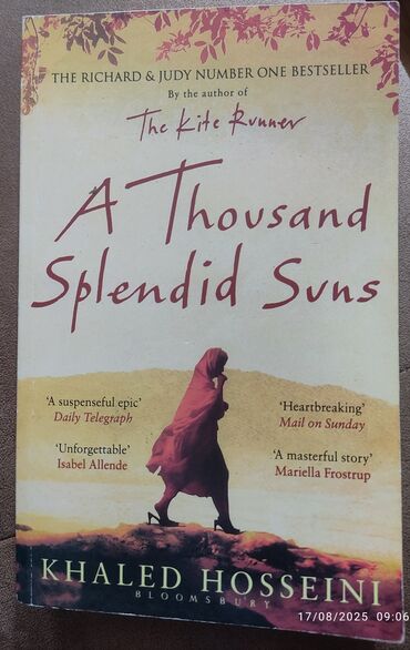 Bədii kitab: A Thousand Splendid Suns (Min Möhtəşəm Günəş) Yazıçı
