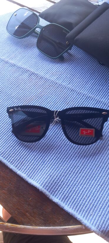 crni spajdermen kostim: Sunglasses, Ray-Ban, color - Black