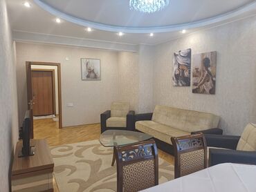 xacmazda kirayə evlər: Yasamal parkının qarşısında, 17 mərtəbəli binanın 15ci mərtəbəsində