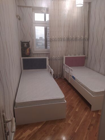 Для девочки и мальчика, Кровать, Без подьемного механизма, С матрасом, Без выдвижных ящиков