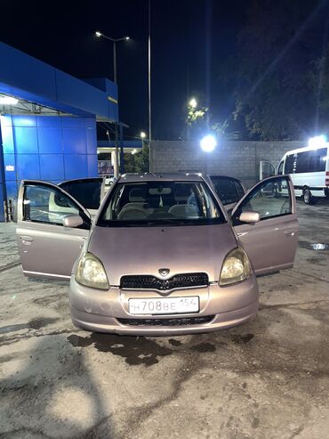 1 9дизел: Toyota Vitz: 2000 г., 1 л, Автомат, Бензин