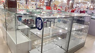 отдам дёшево: Срочно продаю витрины или место с витринами! Подойдёт под духи — 2