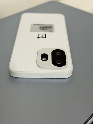 iphone 16 pro max 256: Смартфон OnePlus 15T, белый Практически новый - пользовались неделю — 2