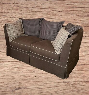 мебель из фанеры: Итальянский диван Keoma Oliver, комфортный и презентабельный