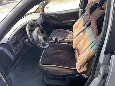 8: Volkswagen Passat: 1994 г., 1.8 л, Механика, Бензин, Седан — 8