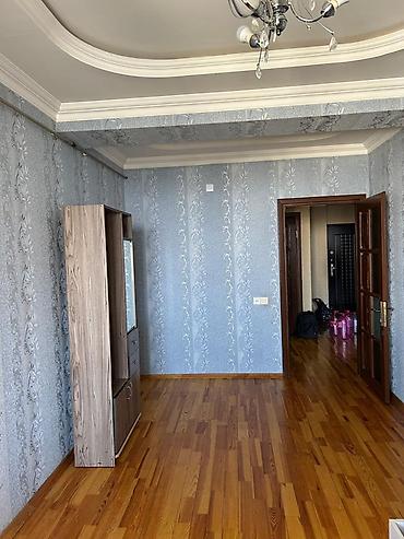 evden paketleme işi: Memar Ecemi metrosu,3 otaqli menzile 1 xanim axtarilir ayri otaq — 2